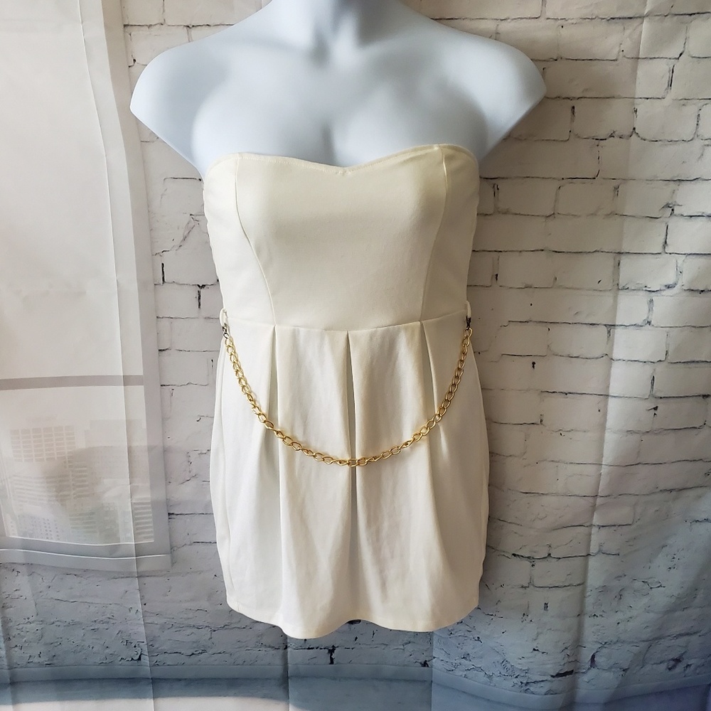 Strapless top